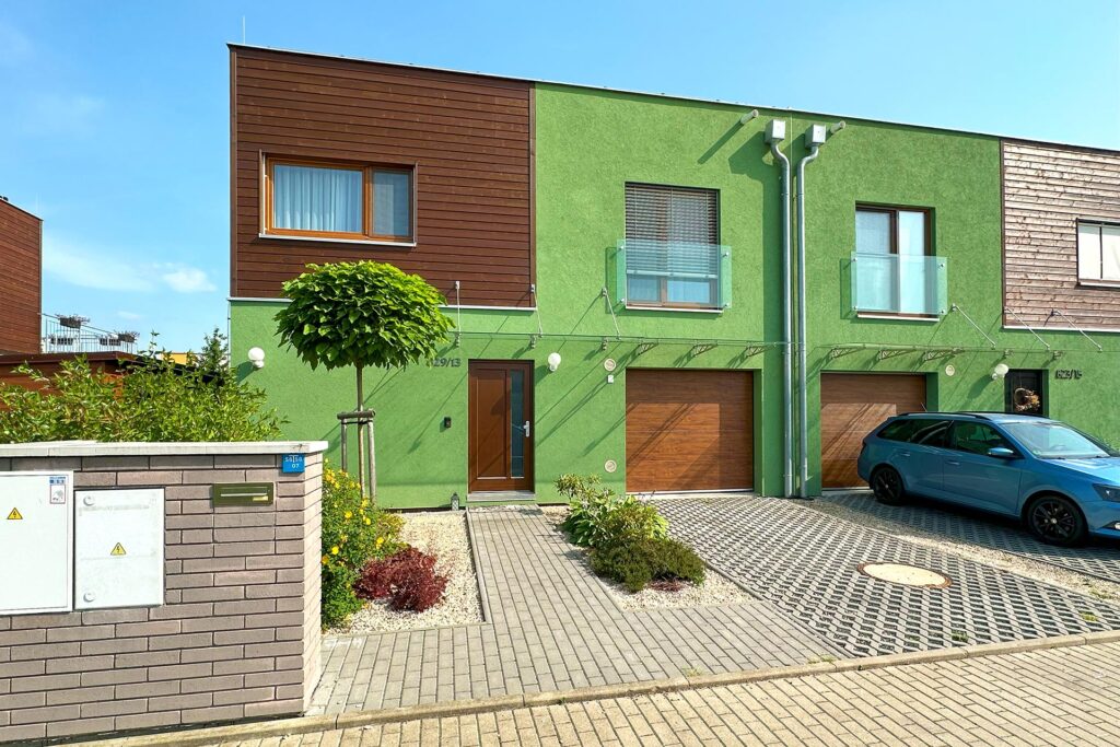 Pronájem domu 139 m2, pozemek 349 m2